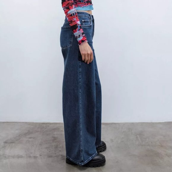 Urban Outfitters Dark Blue Wide Leg Jeans - Picture 2 of 8